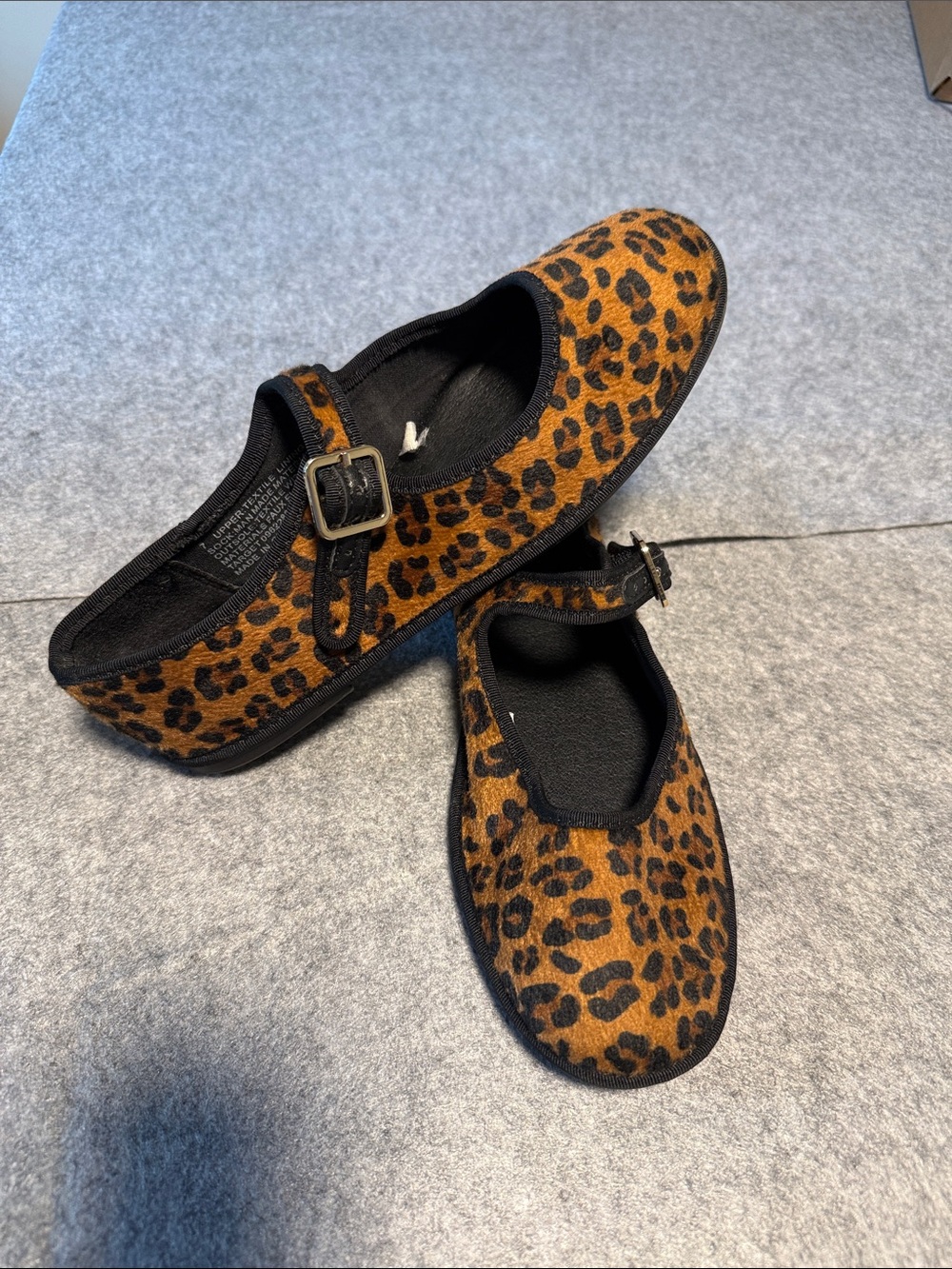 🥳 5 for $25 BUNDLE Universal Thread Leopard Print Mary Jane Flats